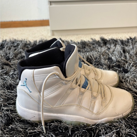 Jordan Shoes - Air Jordan 11 Retro Legend Blue